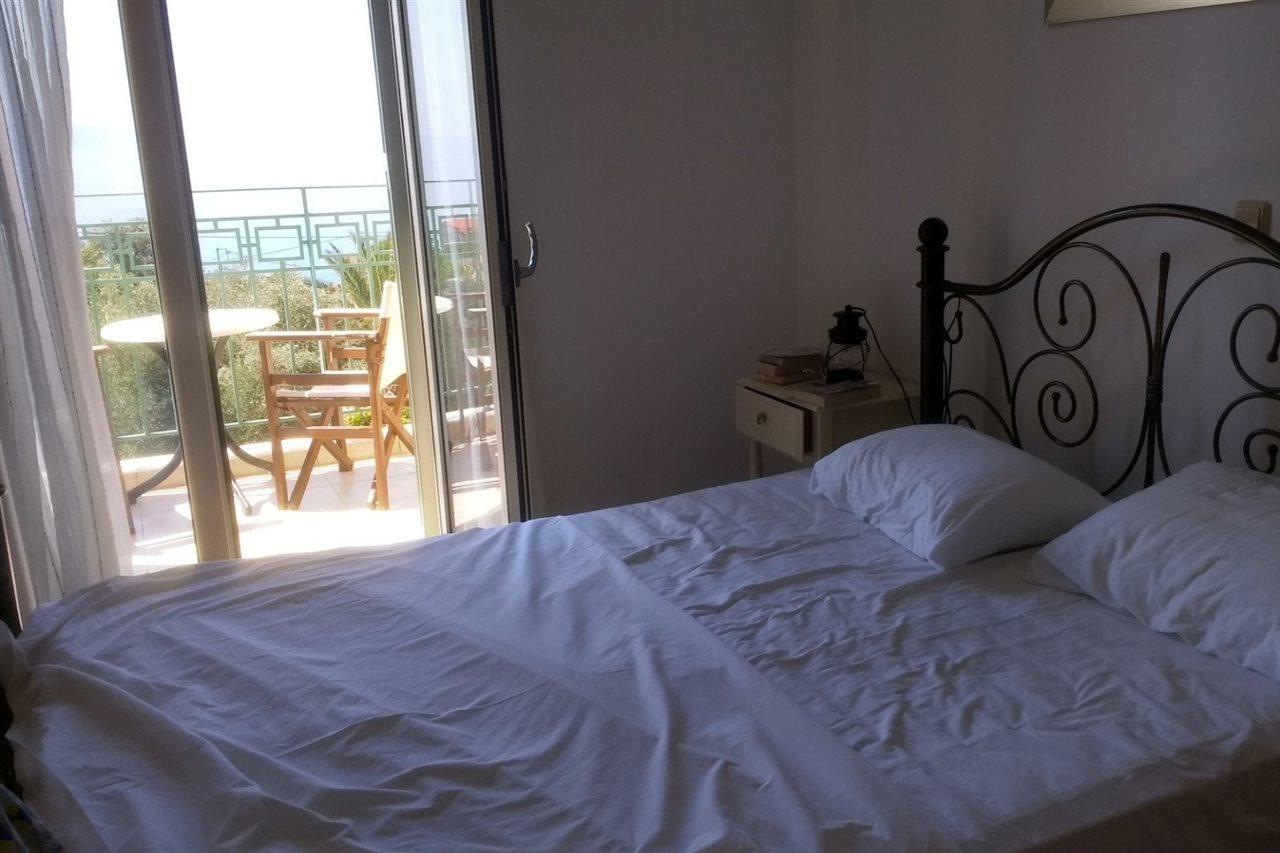 Liocharis Apartments Лурдата Екстериор снимка