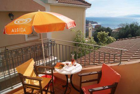 Liocharis Apartments Лурдата Екстериор снимка