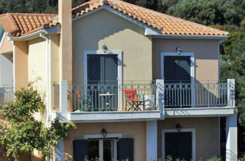 Liocharis Apartments Лурдата Екстериор снимка
